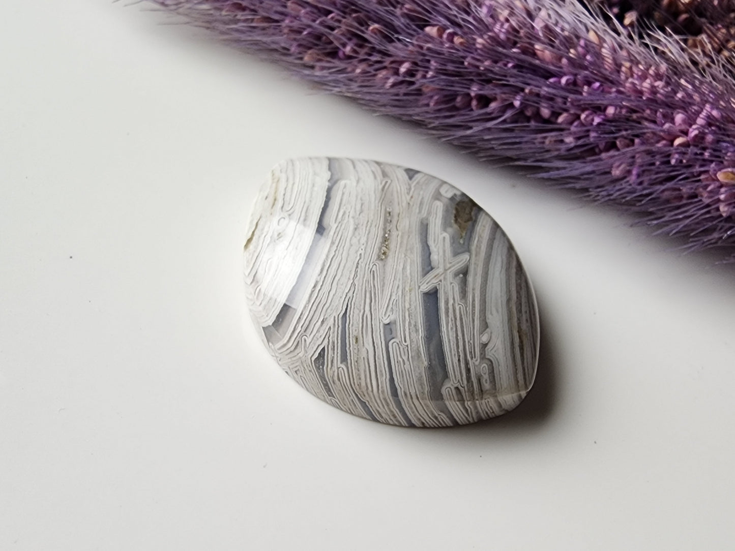 Lattice lace agate