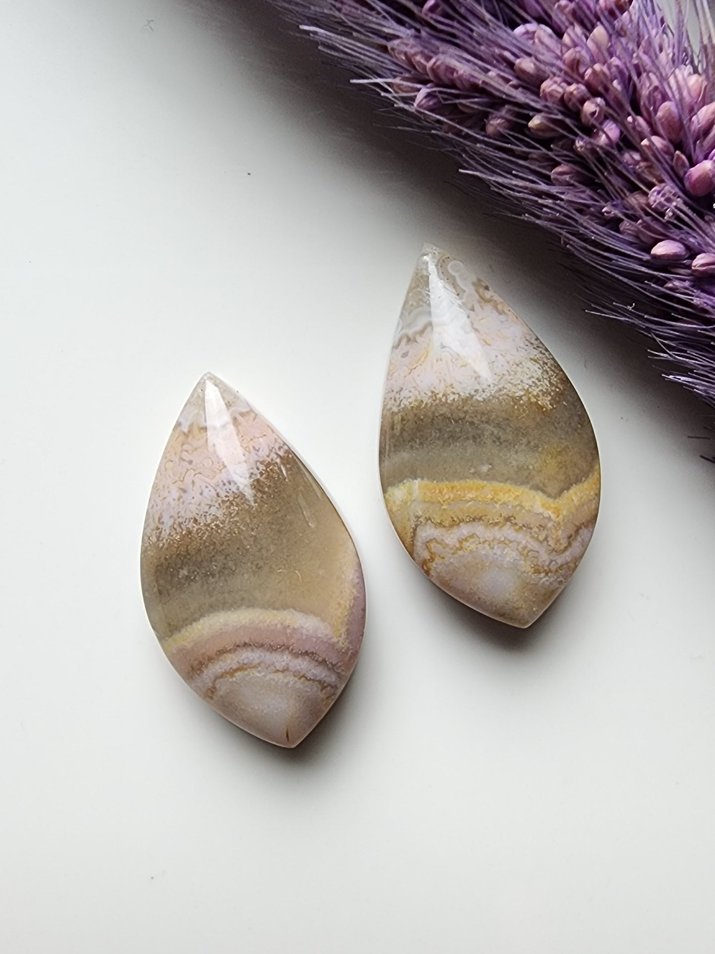 Flower of peach agate pair