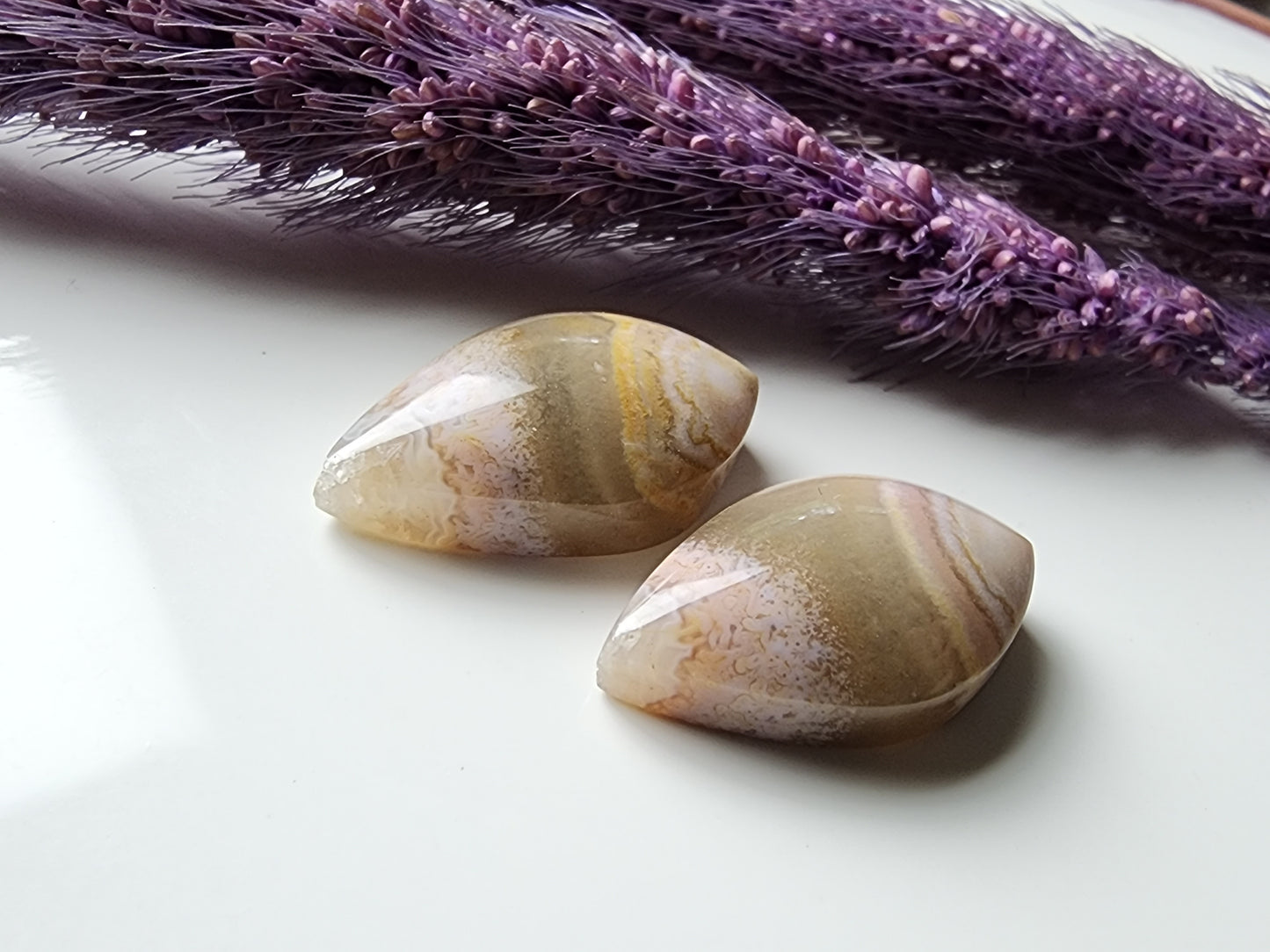 Flower of peach agate pair