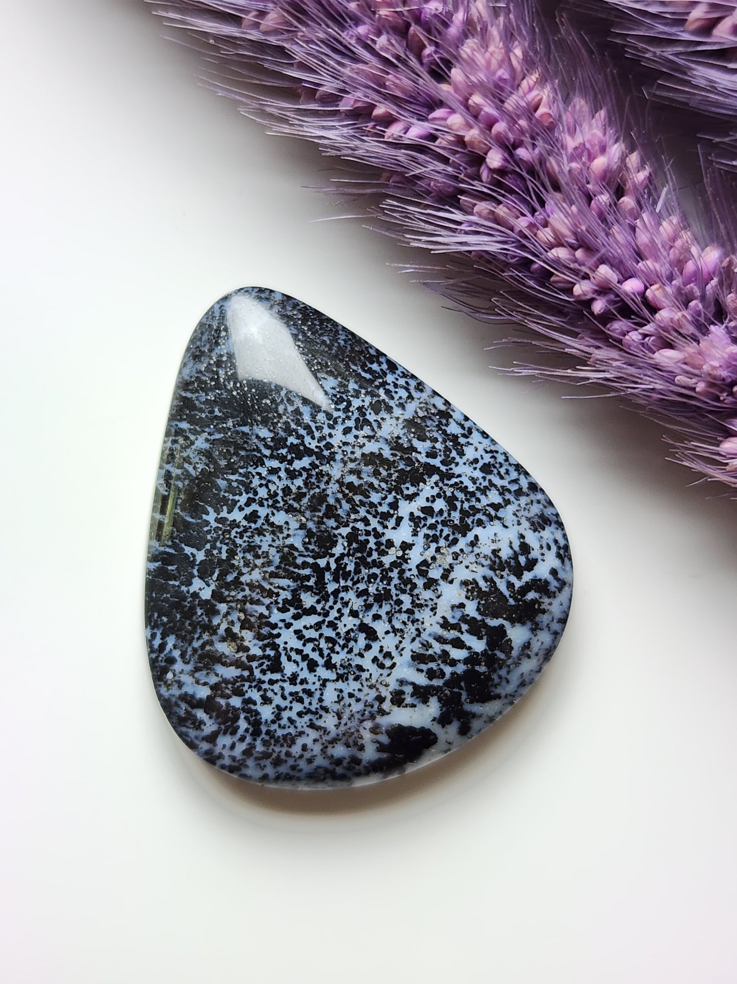 Medicine bow plume agate
