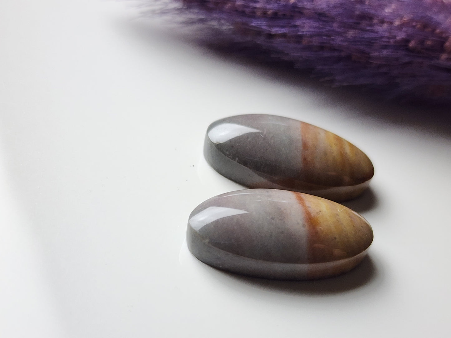 Polychrome jasper pair