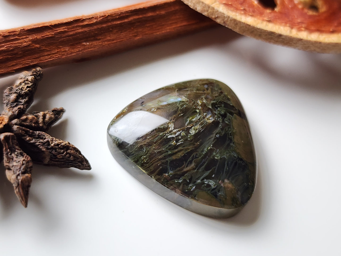 Priday Thunderegg moss agate