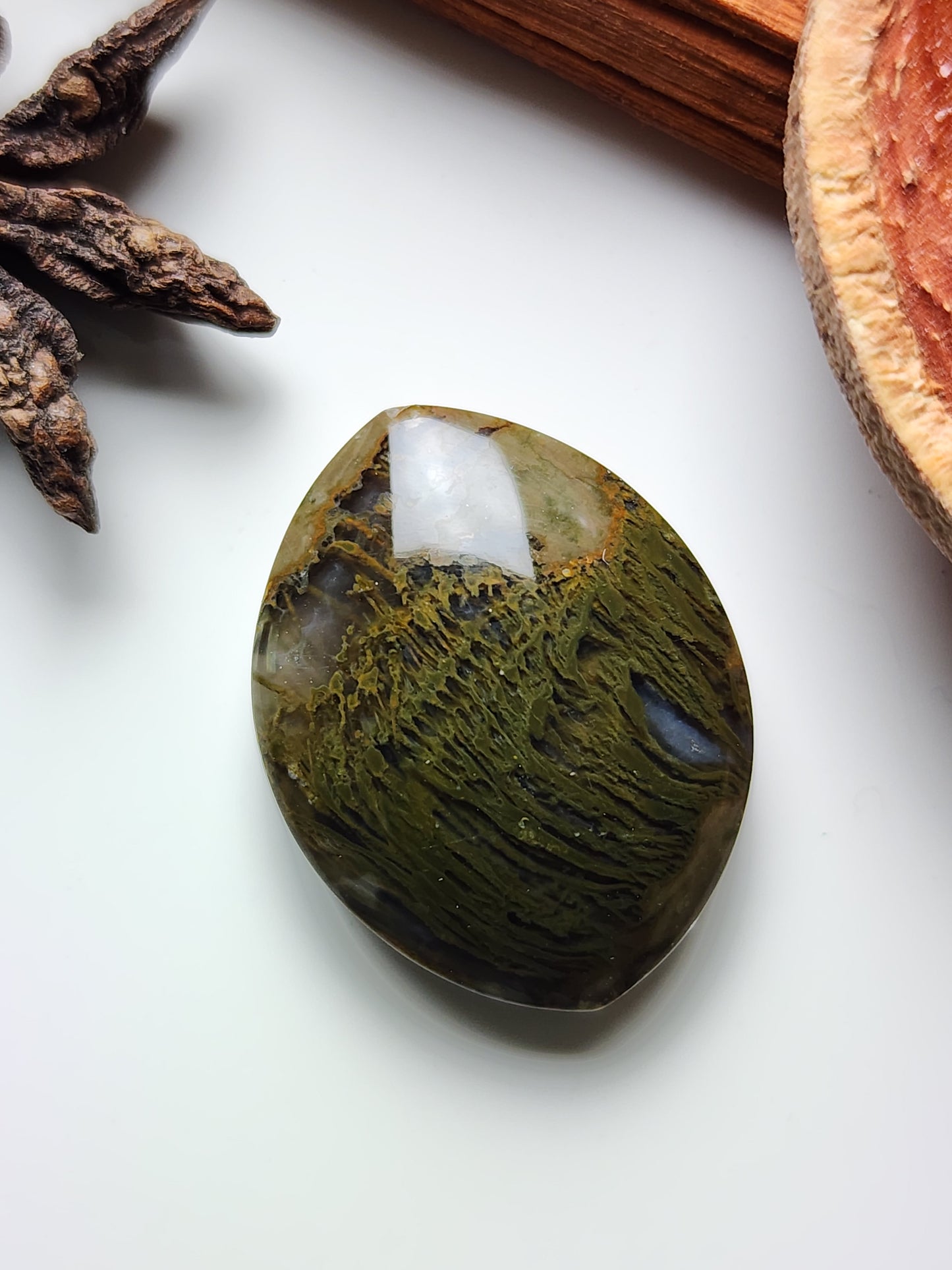 Priday Thunderegg moss agate