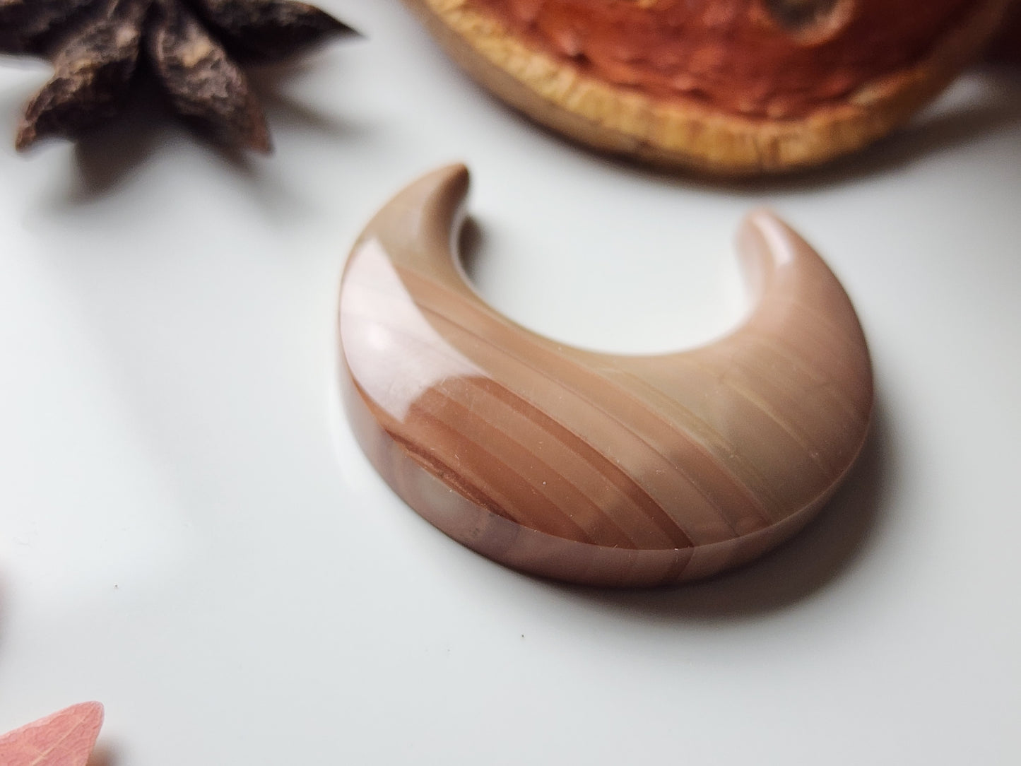 Imperial jasper Crescent