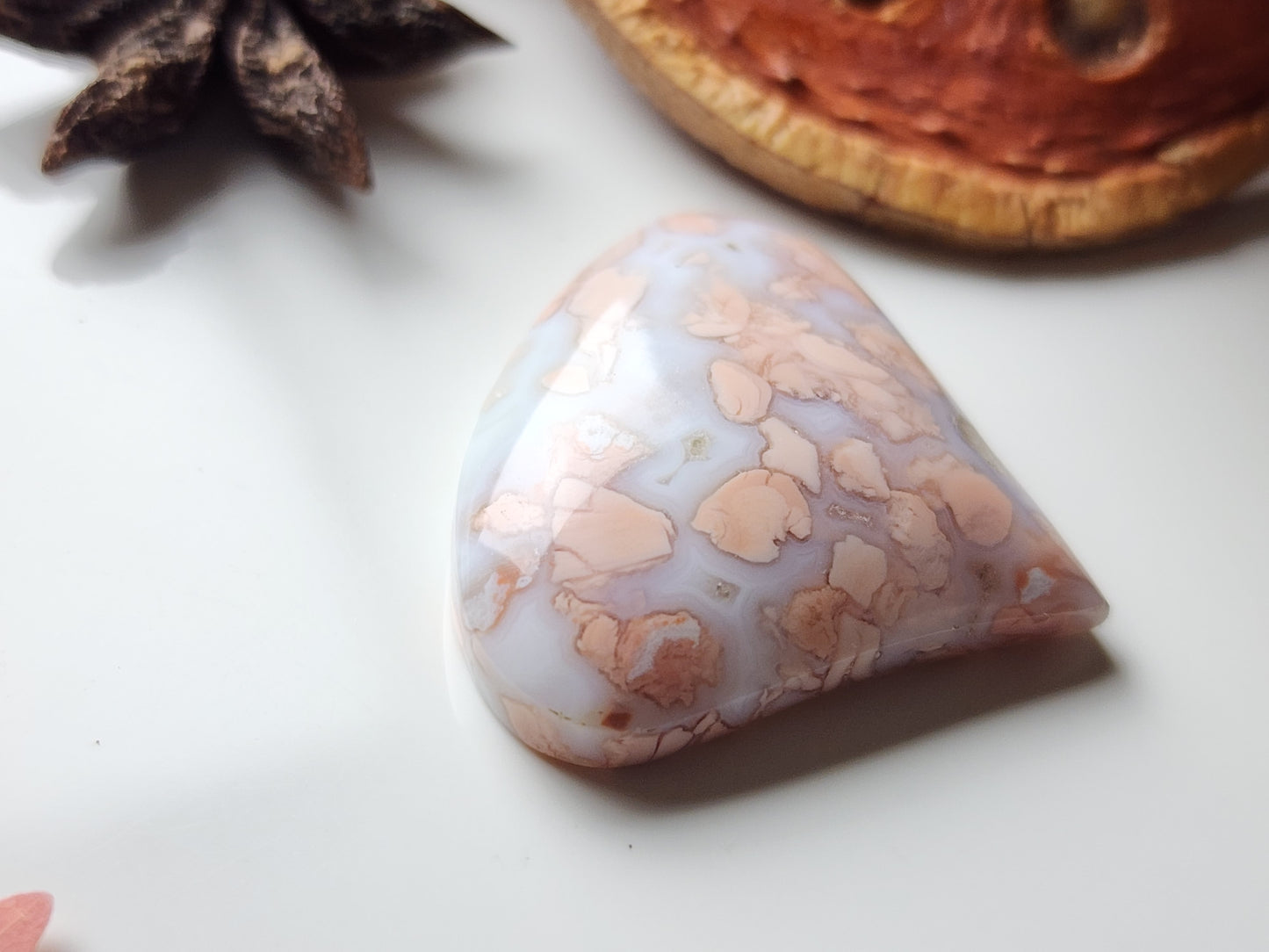 Cotton candy agate