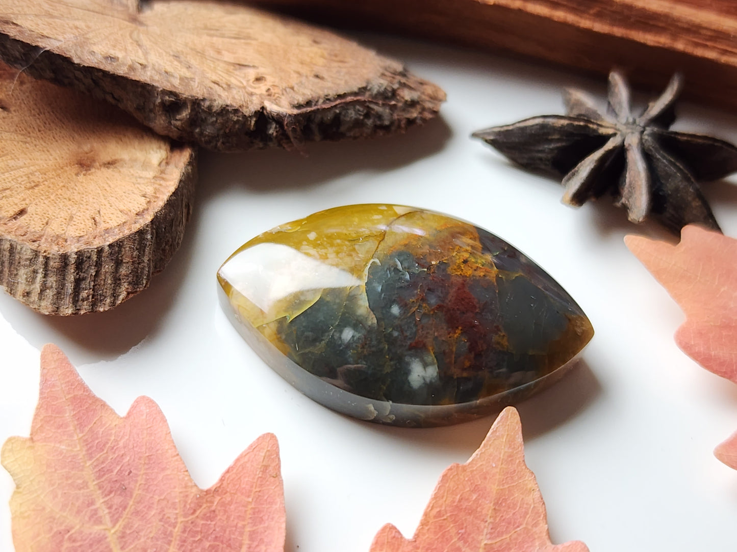 Morrisonite jasper