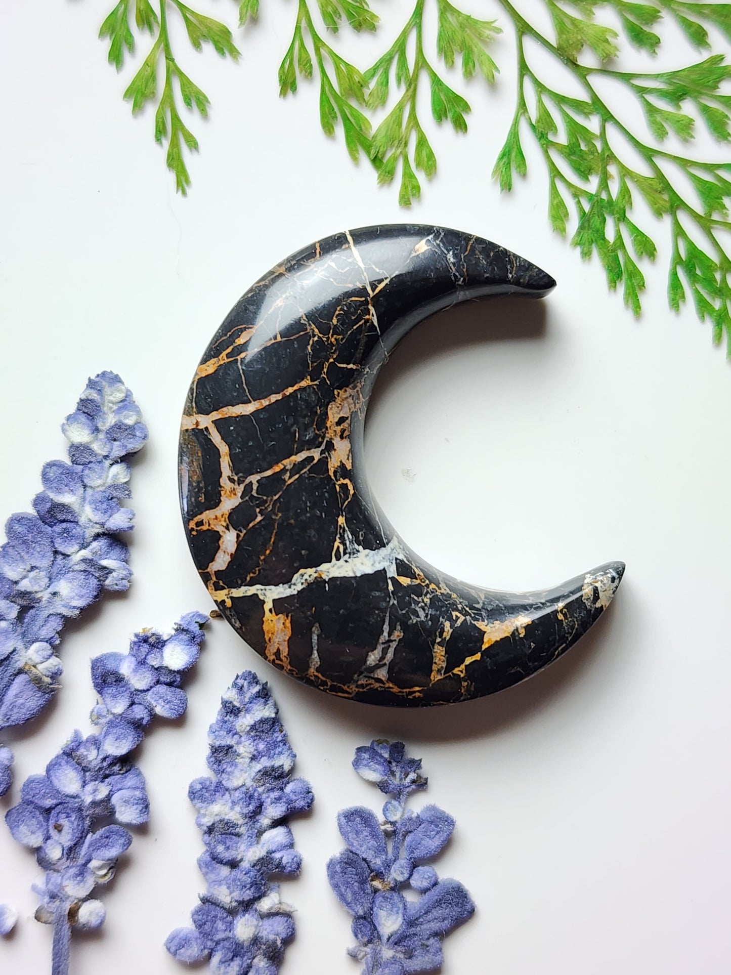 Iron Buffalo crescent