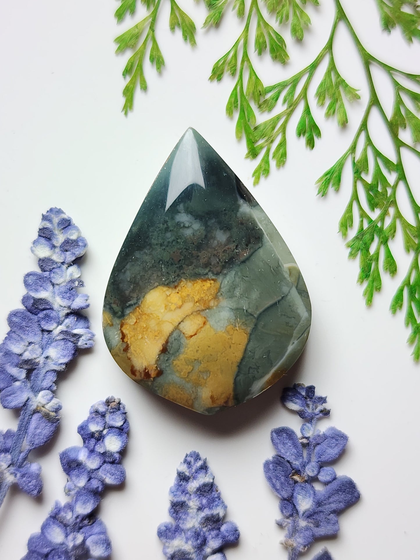 Morrisonite jasper