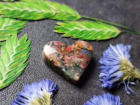 Clear Creek plasma agate heart