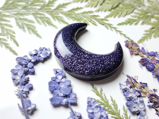 Blue Goldstone crescent