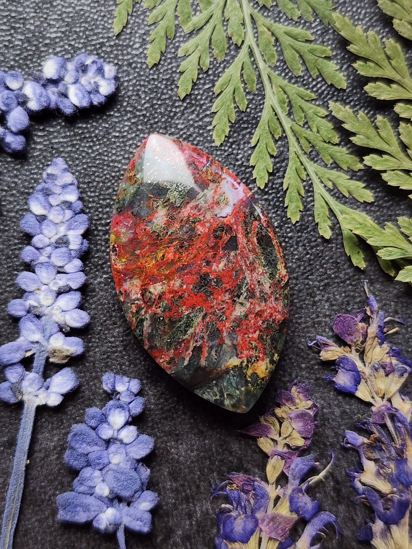 Clear Creek plasma agate