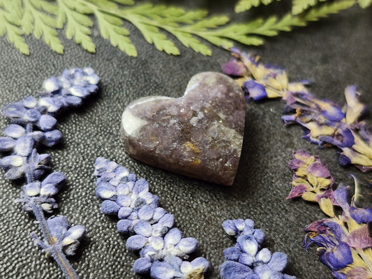 Lepidolite heart