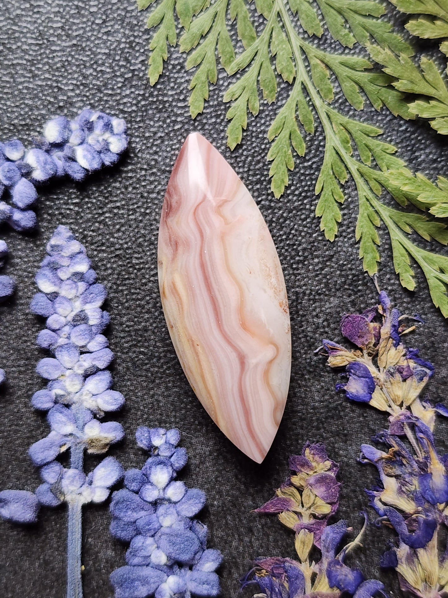 Windy mountain agate