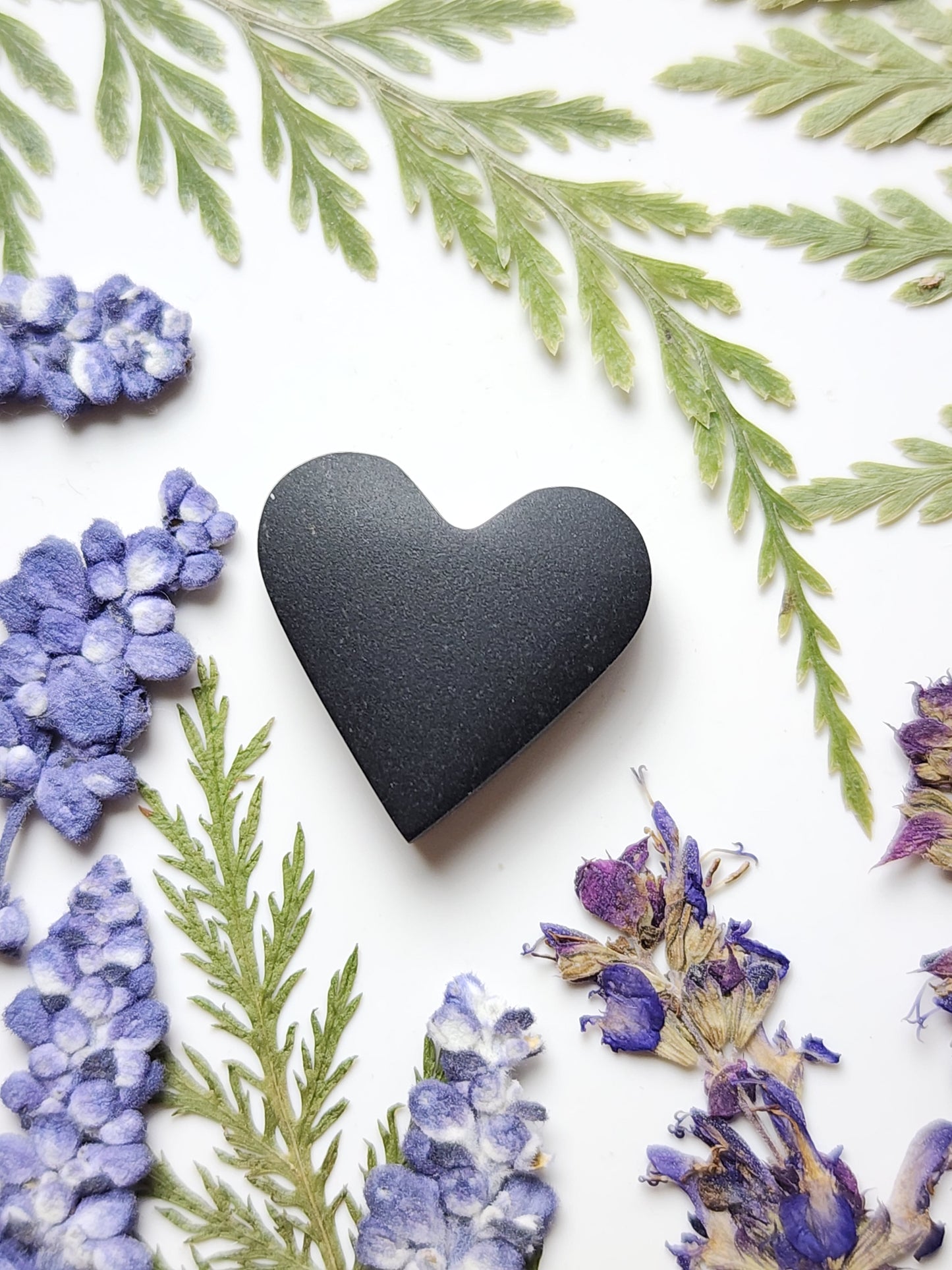 Black jade Actinolite heart