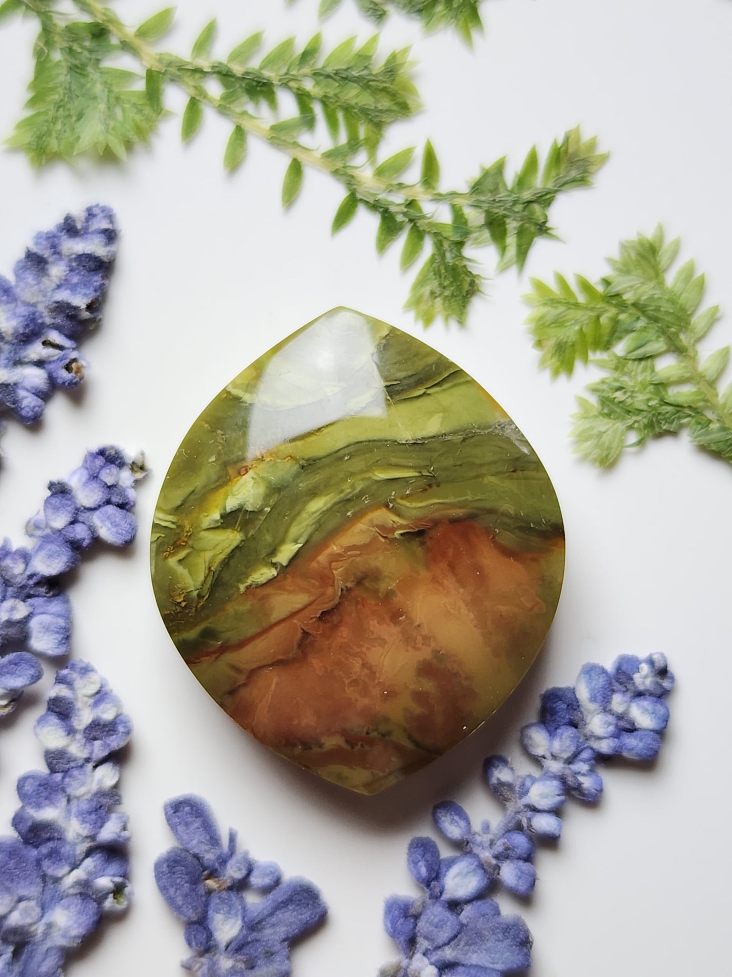 Morrisonite jasper