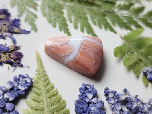 Cotton candy agate