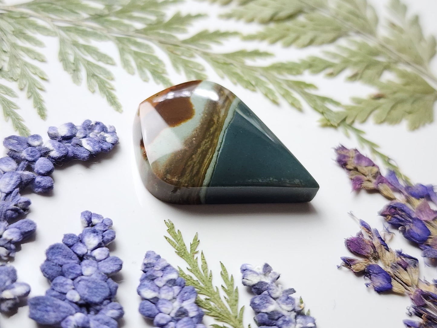 Polychrome jasper