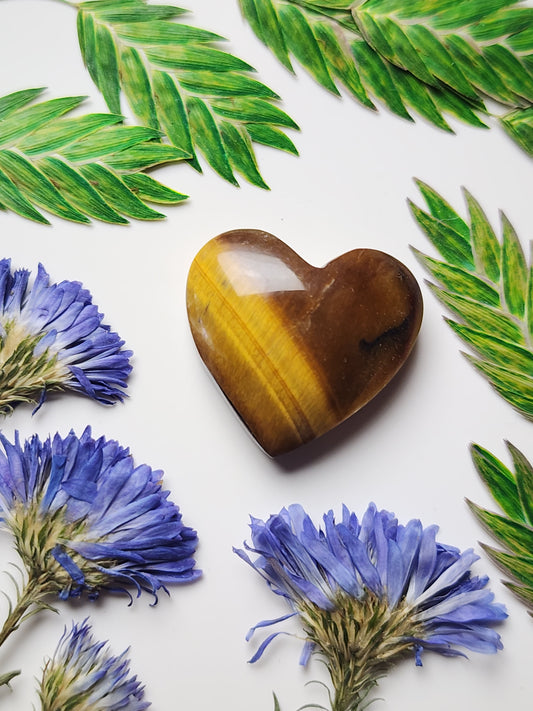 Tiger's eye heart