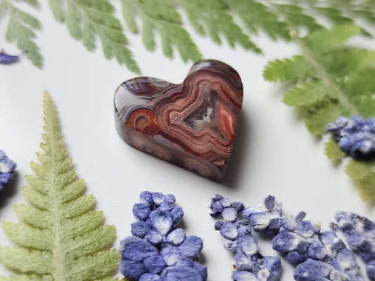 Laguna lace agate heart
