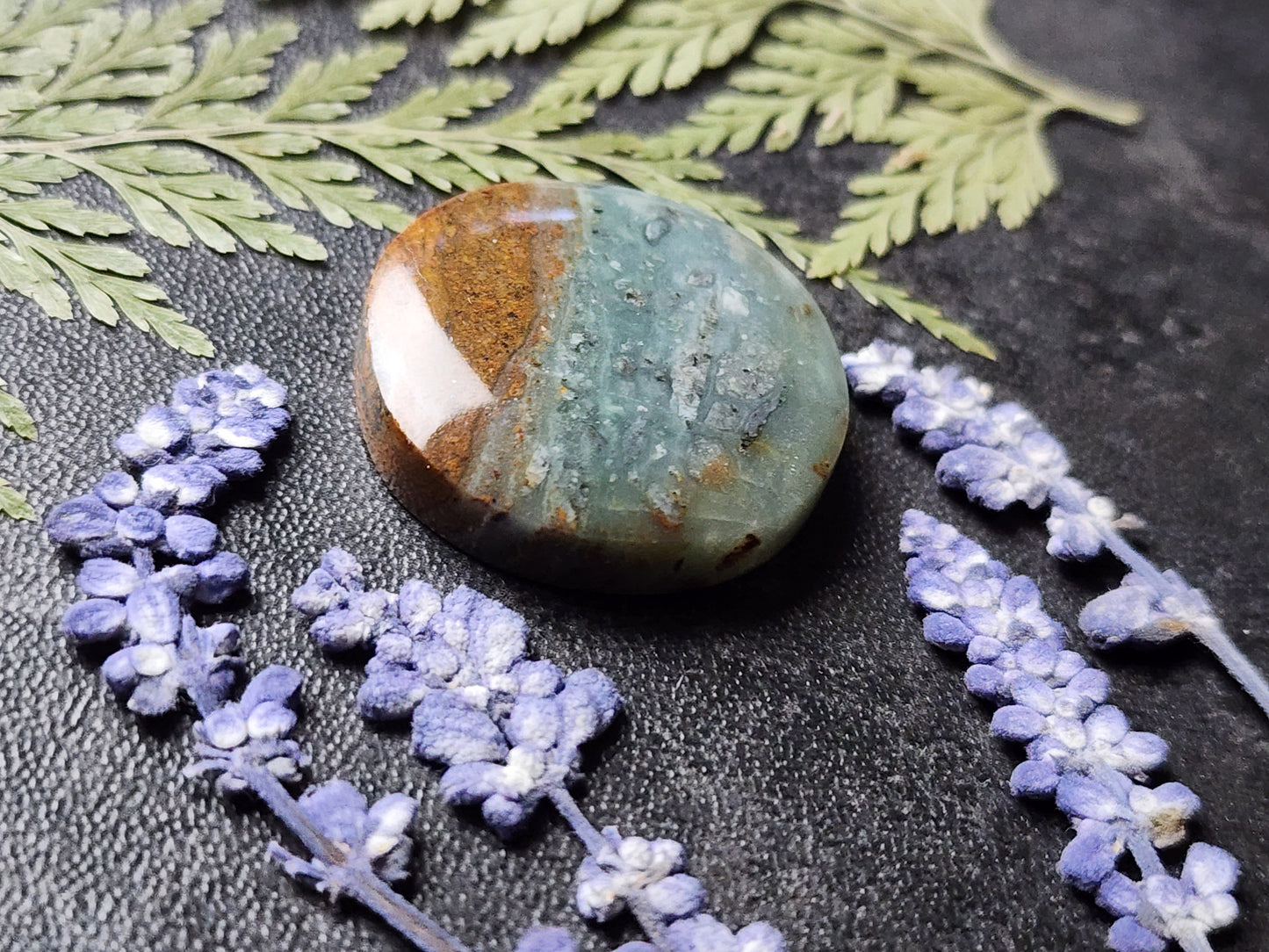 BC Ocean Picture stone