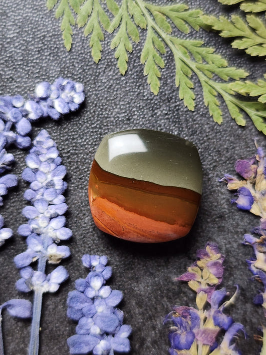 Polychrome jasper