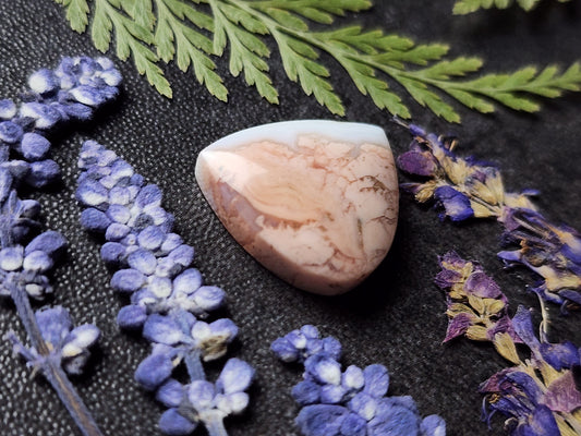 Cotton candy agate