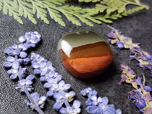 Polychrome jasper