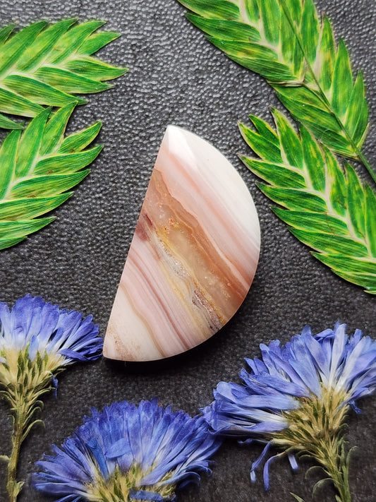 Windy mountain agate