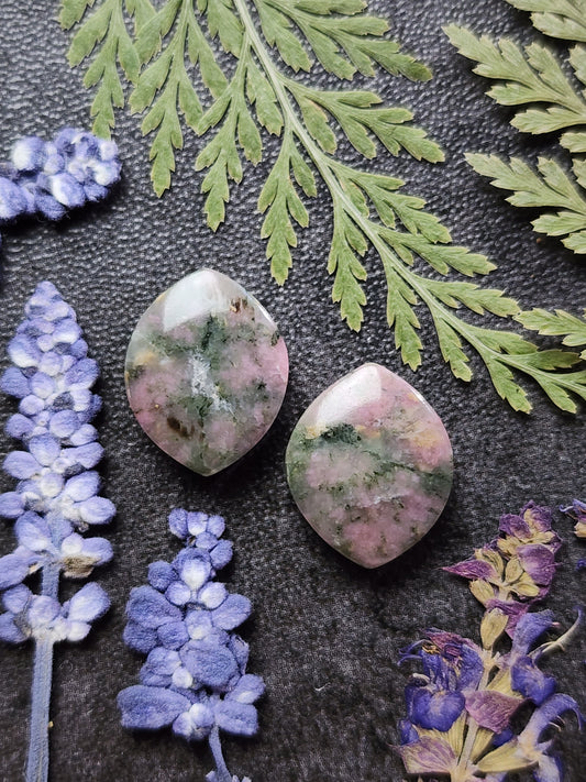 Rhodonite pair