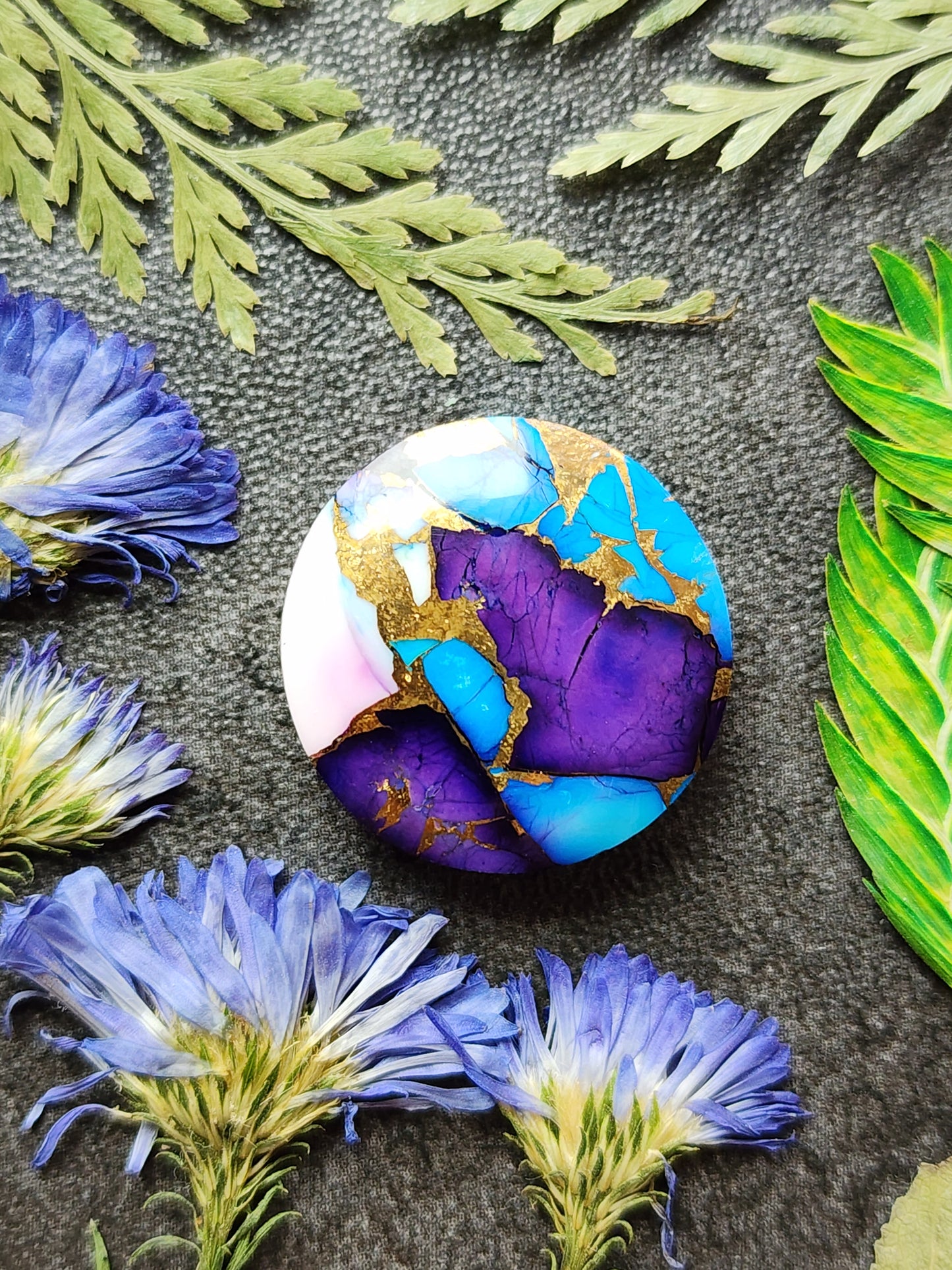 Dahlia Violet with bronze