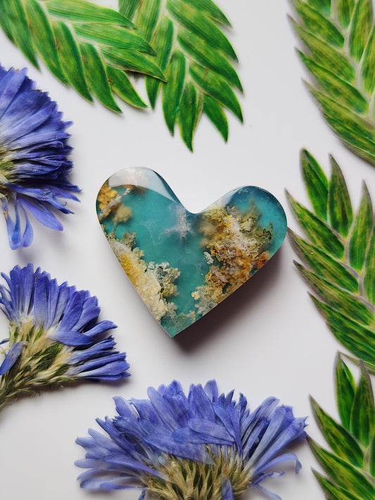 Bella Vista plume agate Doublet heart