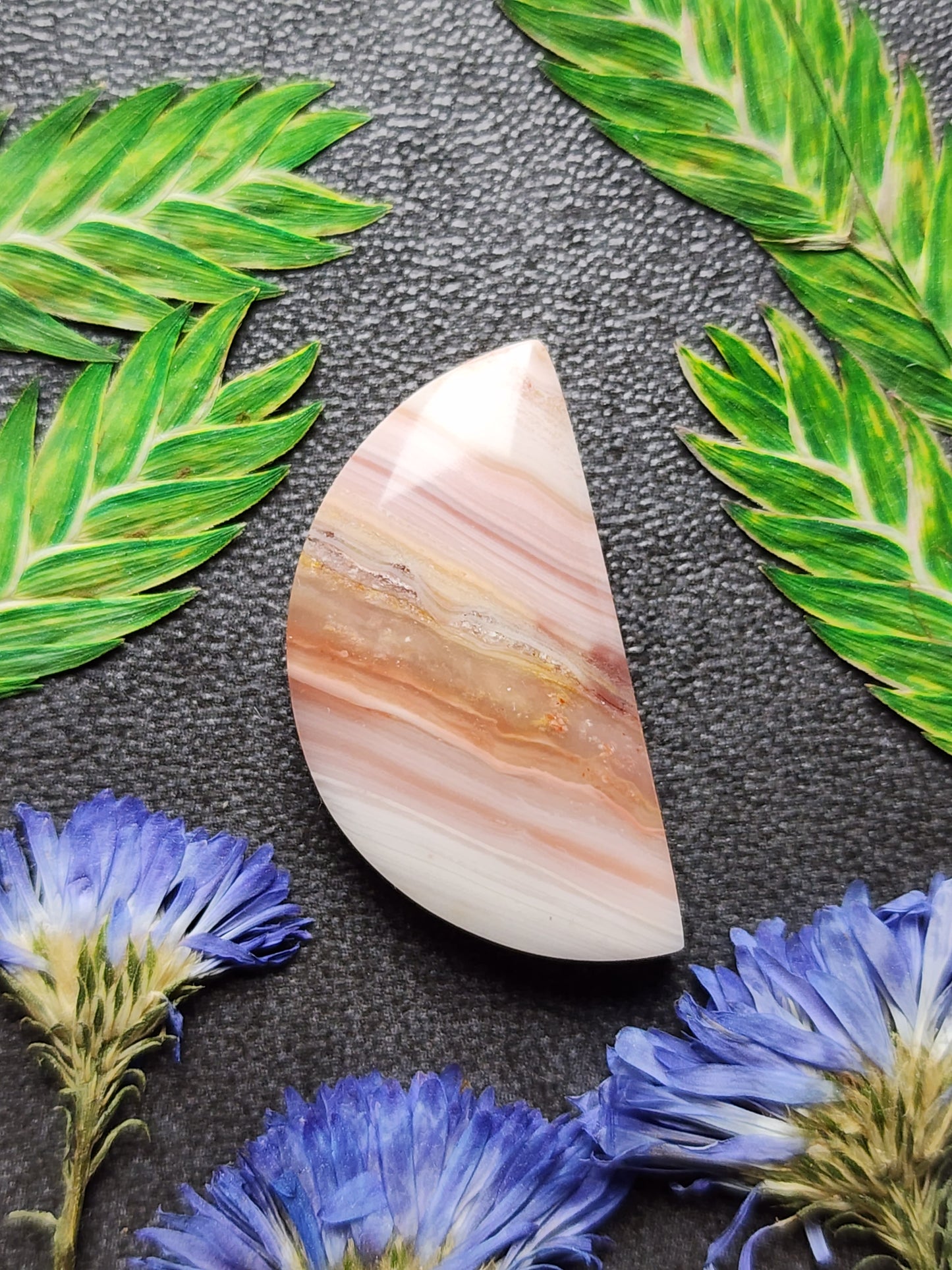 Windy mountain agate