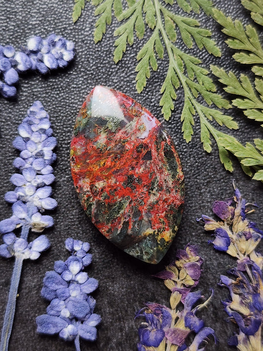 Clear Creek plasma agate