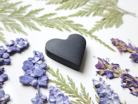 Black jade Actinolite heart