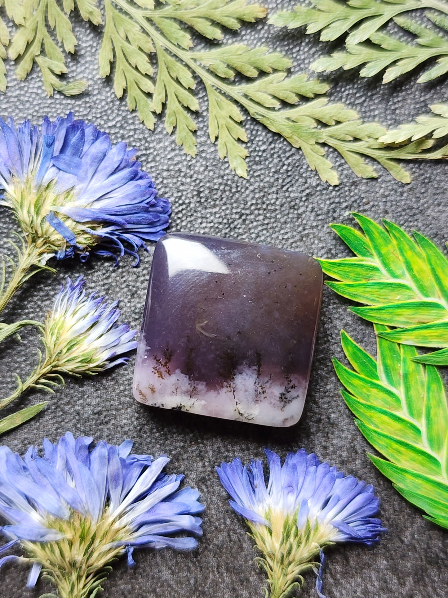 Amethyst sage agate