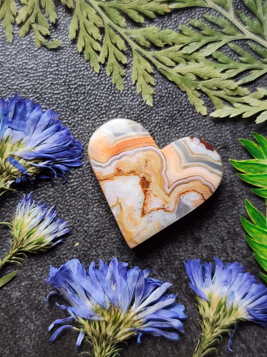 Rincon lace agate heart