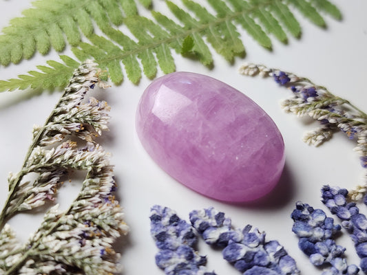Lavender Kunzite