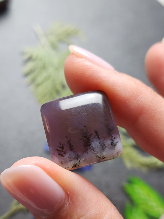 Amethyst sage agate